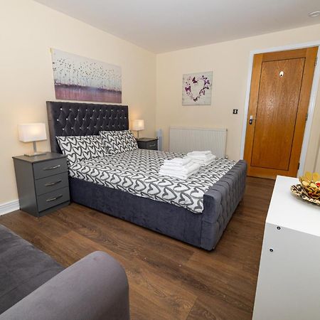 Two Bed Apartment Near Canary Wharf Londres Exterior foto