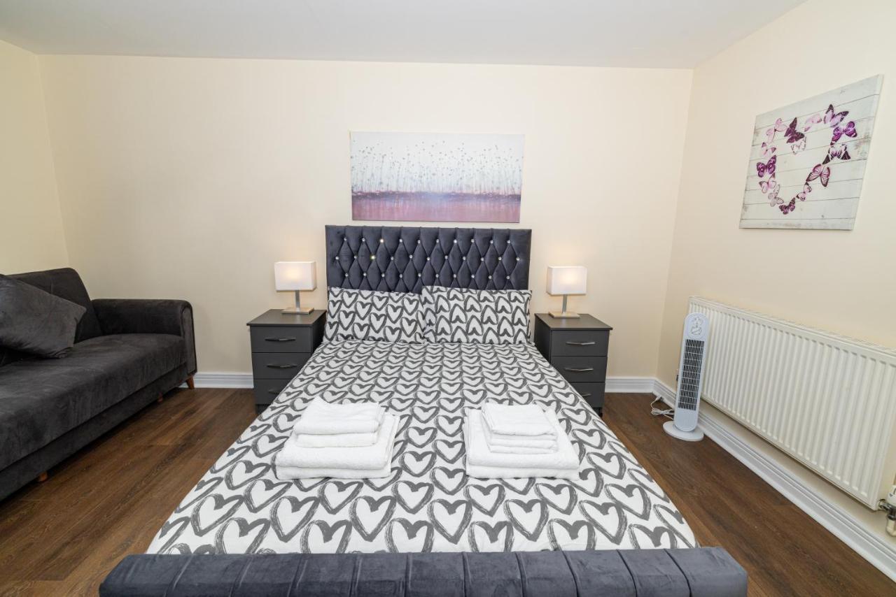 Two Bed Apartment Near Canary Wharf Londres Exterior foto