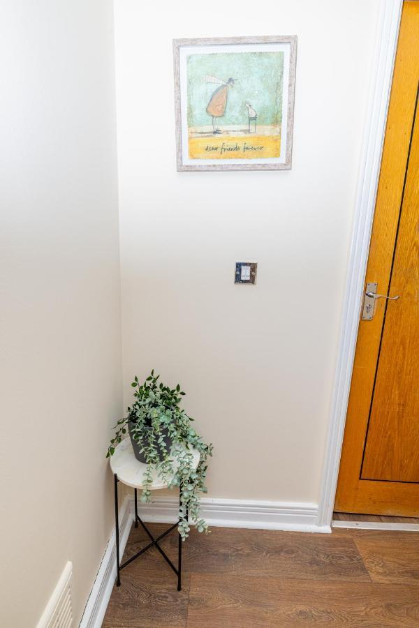 Two Bed Apartment Near Canary Wharf Londres Exterior foto