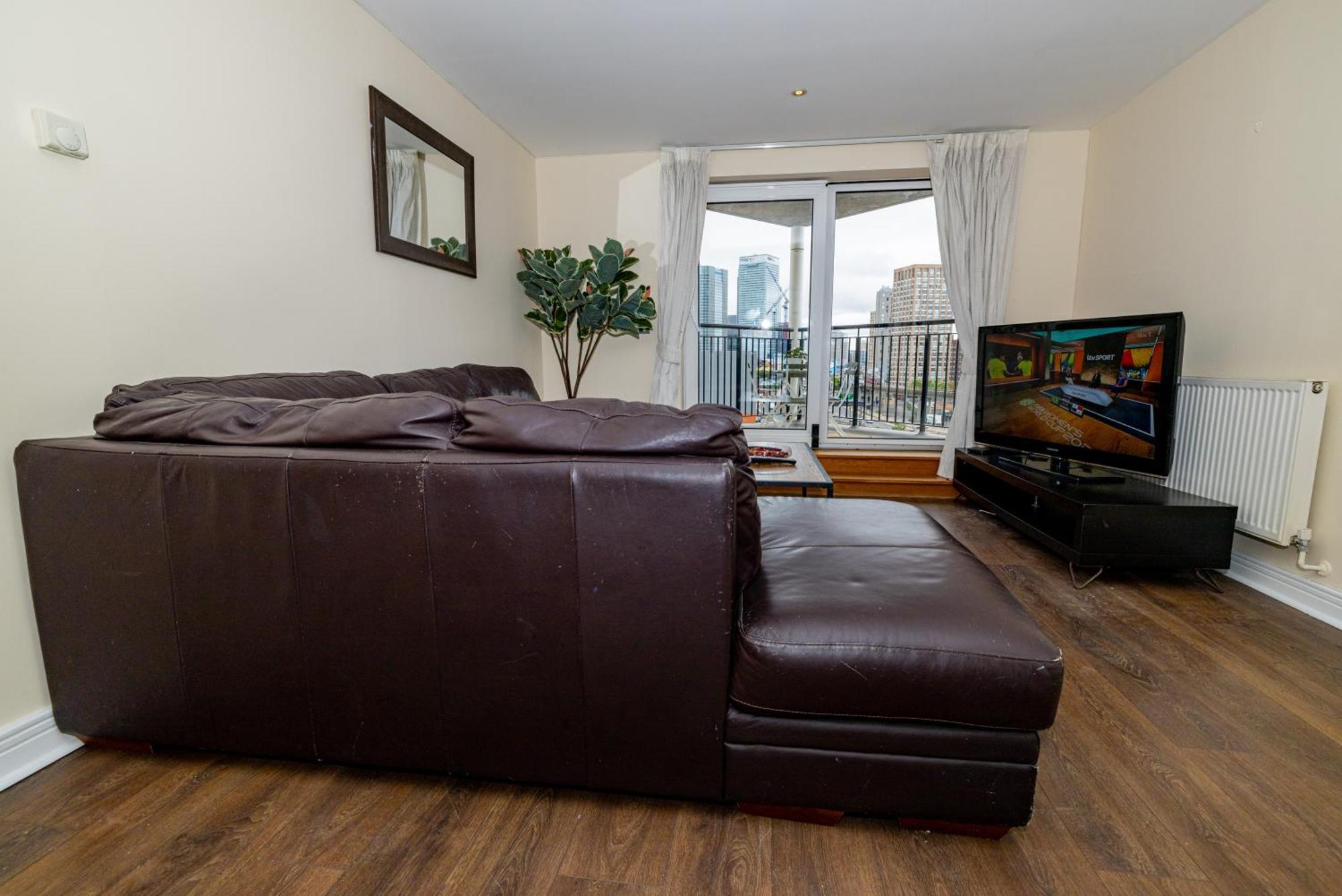 Two Bed Apartment Near Canary Wharf Londres Exterior foto