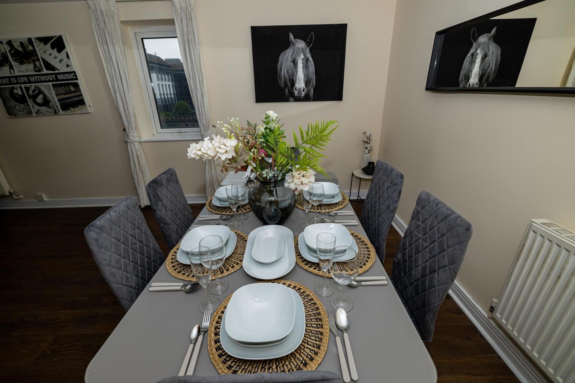 Two Bed Apartment Near Canary Wharf Londres Exterior foto